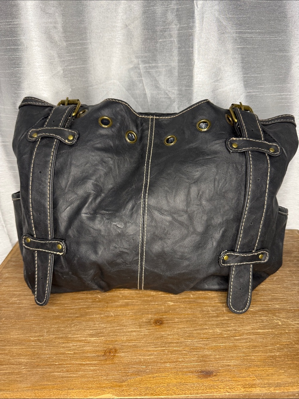 Slouchy Y2K Boho Black Vinyl Shoulder Bag Lined Magnetic Close